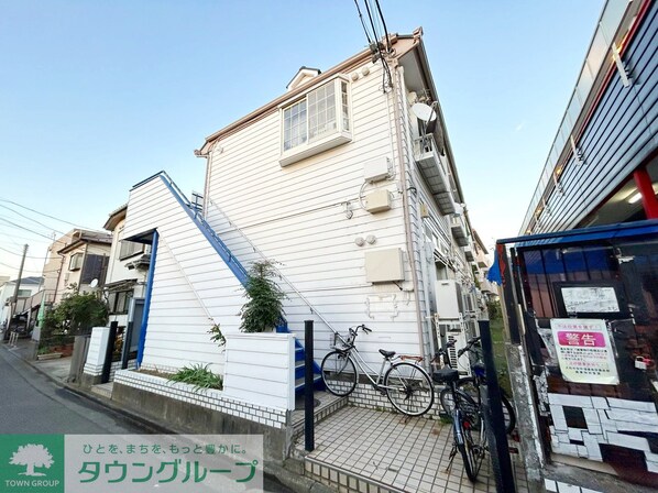 パトリエ西鶴間の物件外観写真